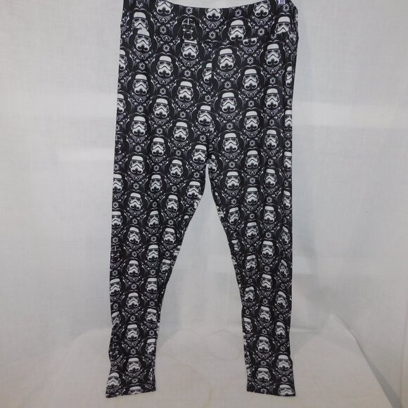 Miss T's Fashion Leggings Womens TC2 size 20 to 26 Black White Storm Troopers - Picture 2 of 5